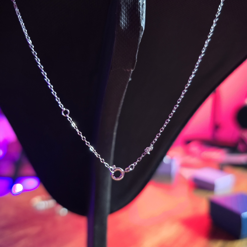 925 Sterling Silver Necklace With 3c.t VVS1 Moissanite Pendant - Picture 4 of 6